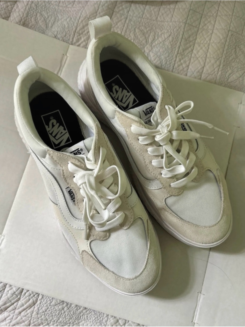 Vans UltraRange Neo VR3 Shoes - True White/Marshmallow